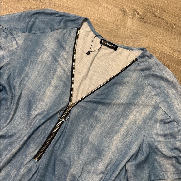 •SHEILAY• BLUE JEAN INSPIRED ZIPPER TOP - Picture 3 of 5